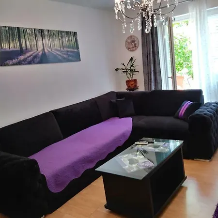 Mira Apartment