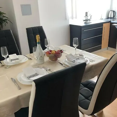 Mira Apartment
