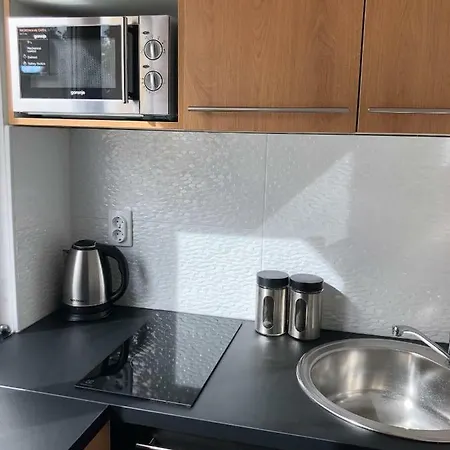 Mira Biograd Na Moru