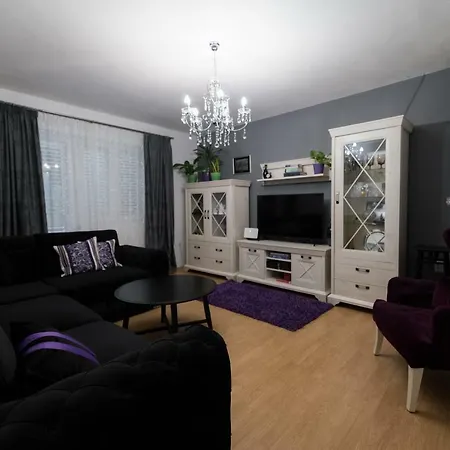 Mira Apartment *