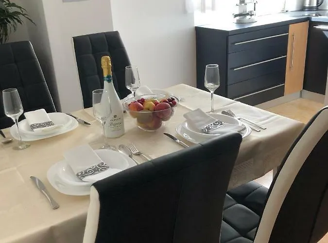 Mira Apartment